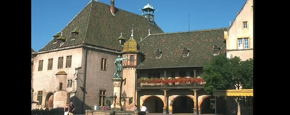 koifhus et fontaine Schwendi Colmar